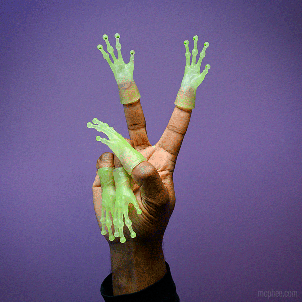 Archie McPhee - Glow In The Dark Alien Finger Hands