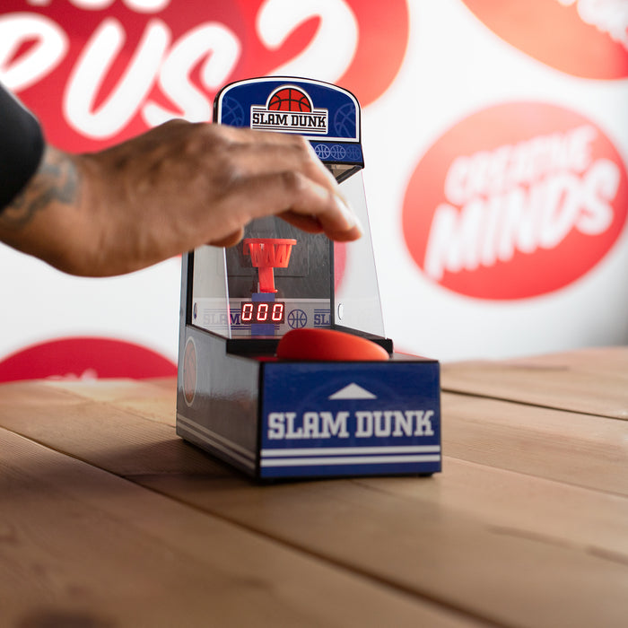 Thumbs Up! - Retro Mini Arcade - Basketball Game